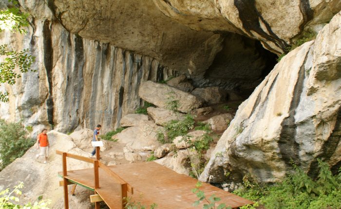 Pellumbasi Cave -Tirana